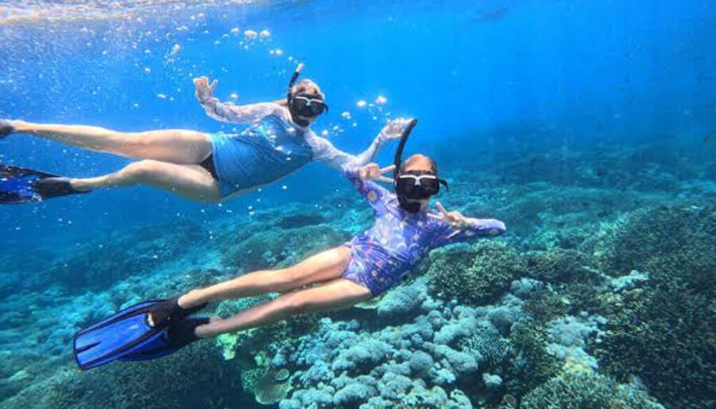 LAYANAN_0000_Snorkeling