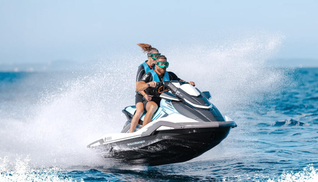 LAYANAN_0010_Jetski dengan Instruktur